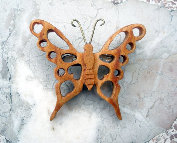 Broche de madera - Mariposa