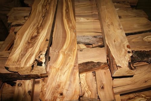 Pendientes de madera de Olivo con cuentas de madera
